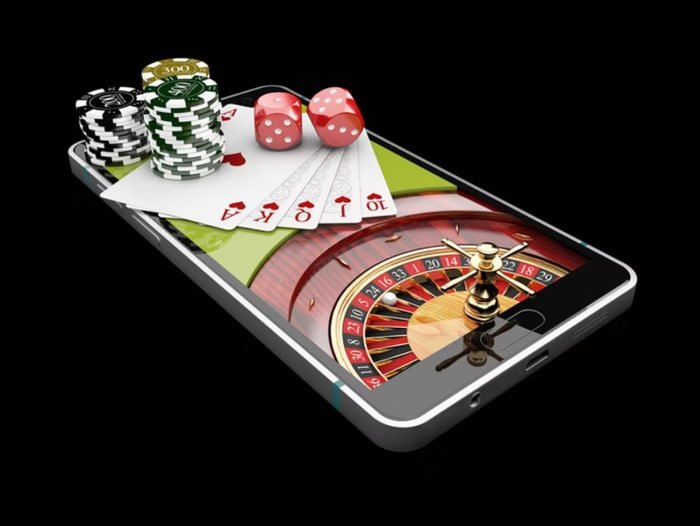 Meja live dealer Dragon Tiger dan Sic Bo di studio naga368
